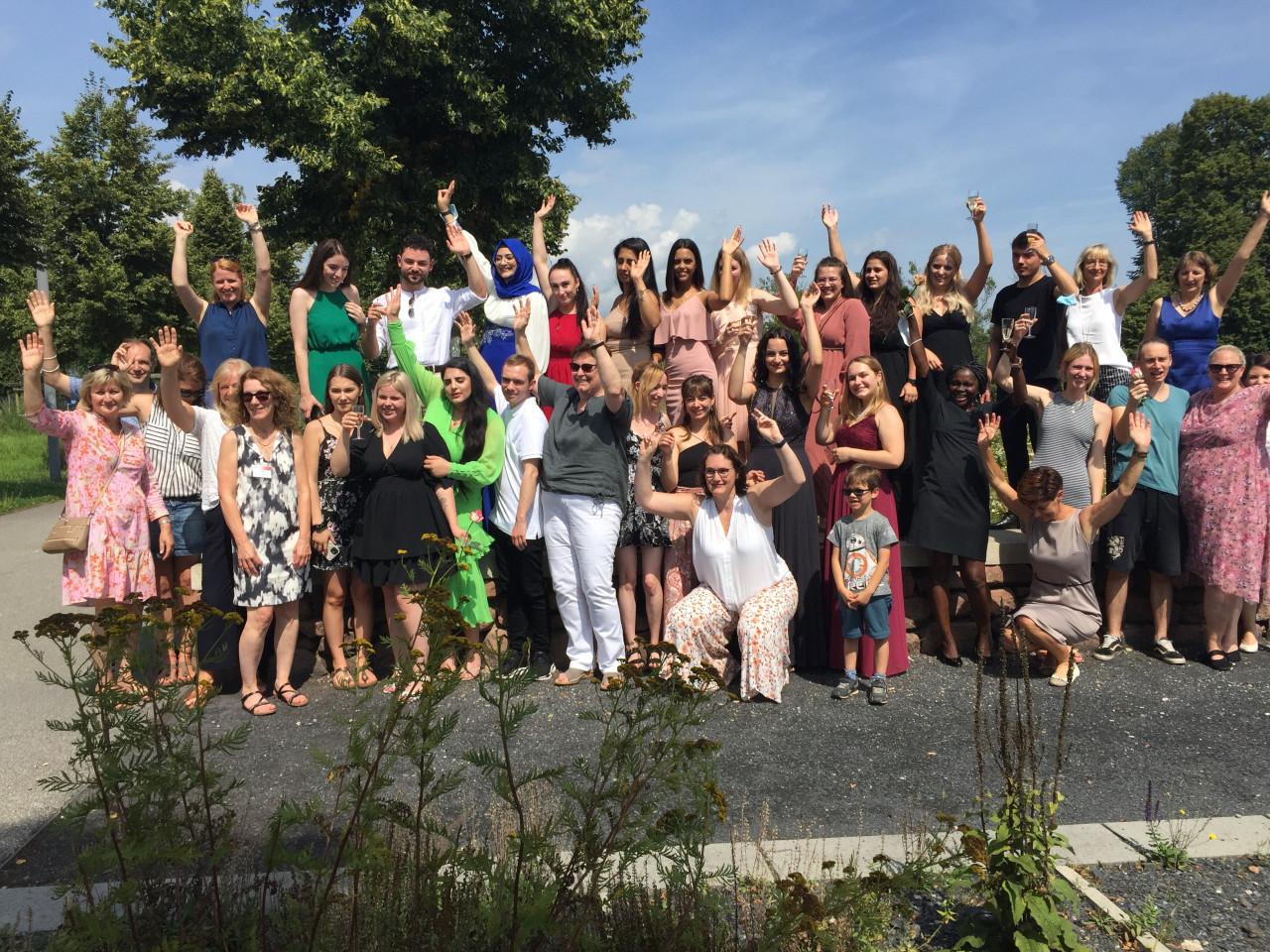 Alle Personen auf dem Bild sind entweder vollständig geimpft oder negativ auf das Corona-Virus getestet.